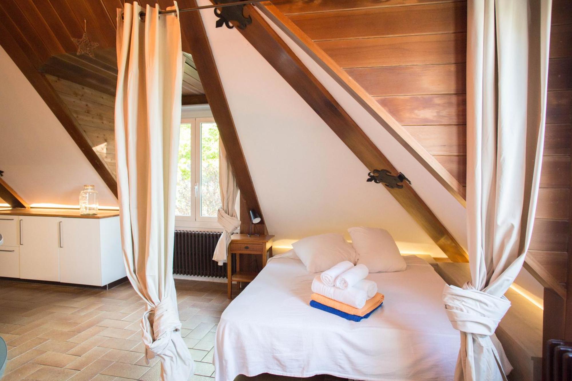 Hotel Attic Dels Sentits Perafita Exterior foto